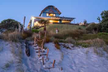 433 Pukehina Parade, Pukehina