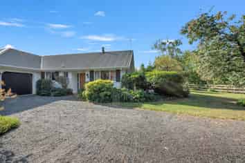 44 Burnt Hill Road, Oxford