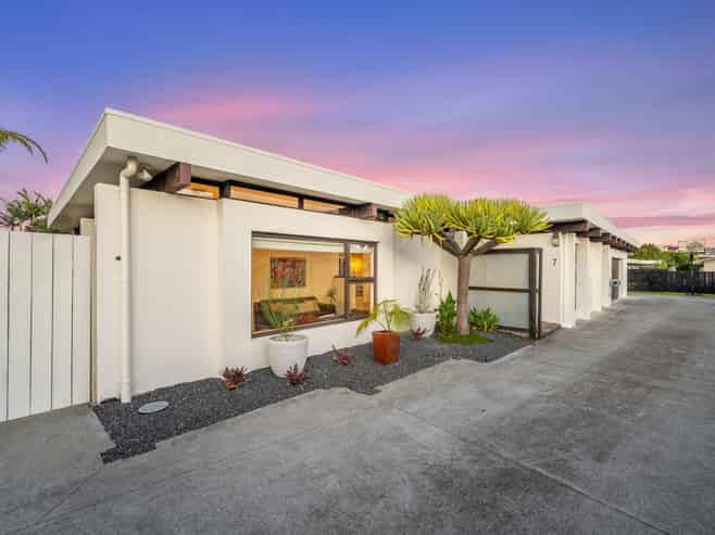 7 Tabago Place, Half Moon Bay