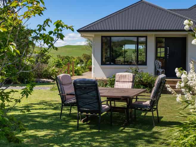 1715 Miranda Road, Mangatangi