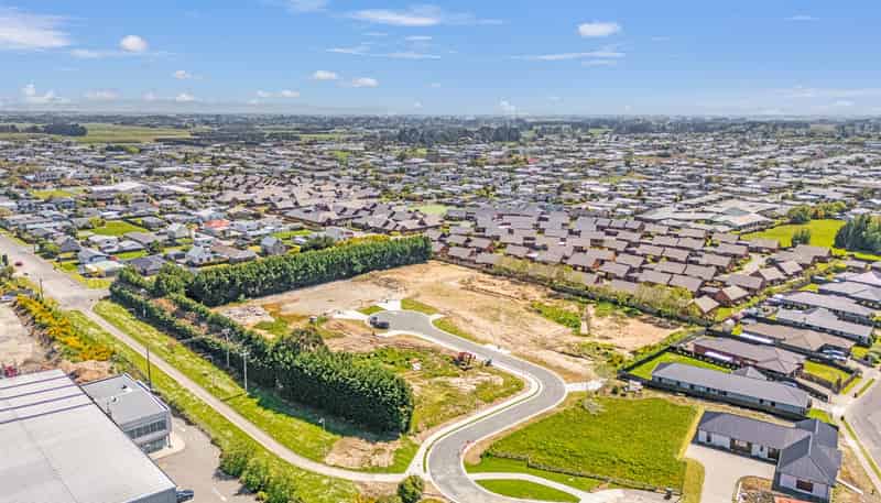 30 RAKAU LANE, Waikiwi
