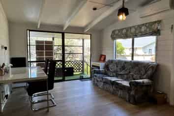 1195 New North Road , Mount Albert