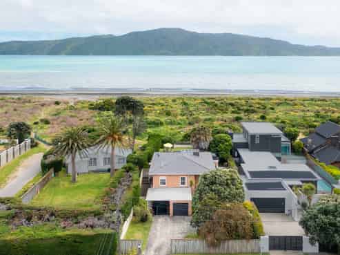 113 Manly Street, Paraparaumu Beach