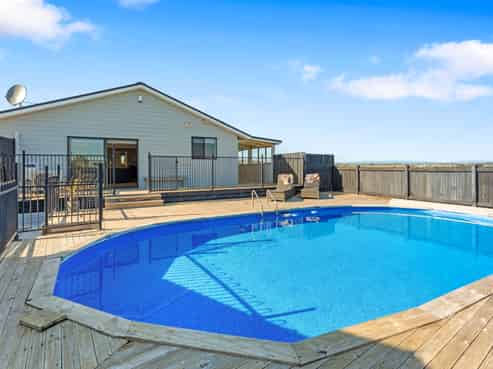 40 Pukehina Parade, Pukehina