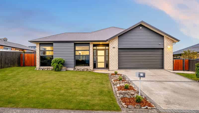 21 Nelson Avenue, Aotea