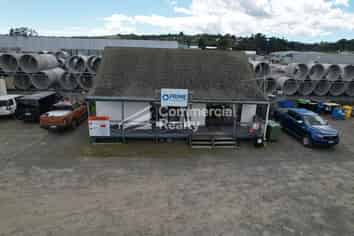 Portacom And Yard 2300 Sqm