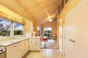 12 Princess Maria Place, Massey