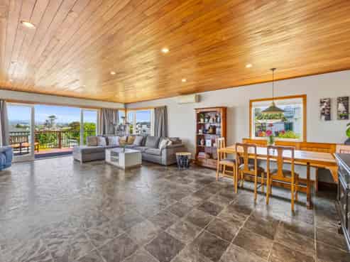 45 Roberton Road, Avondale