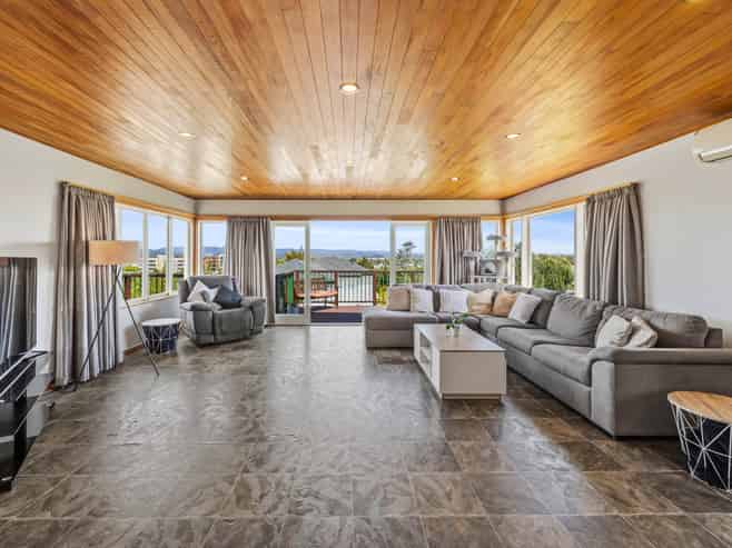 45 Roberton Road, Avondale