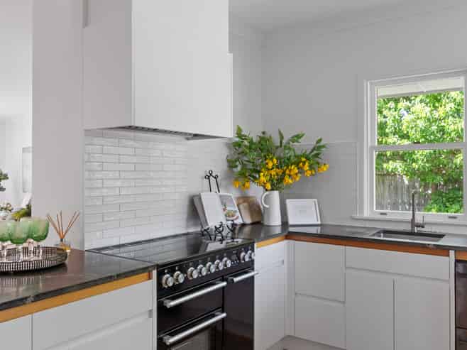 24 Island Road, Whataupoko