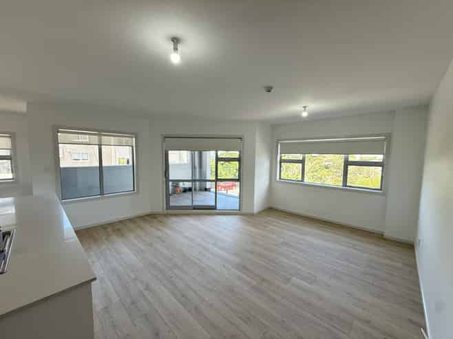 16/270  Onewa Road, Birkenhead