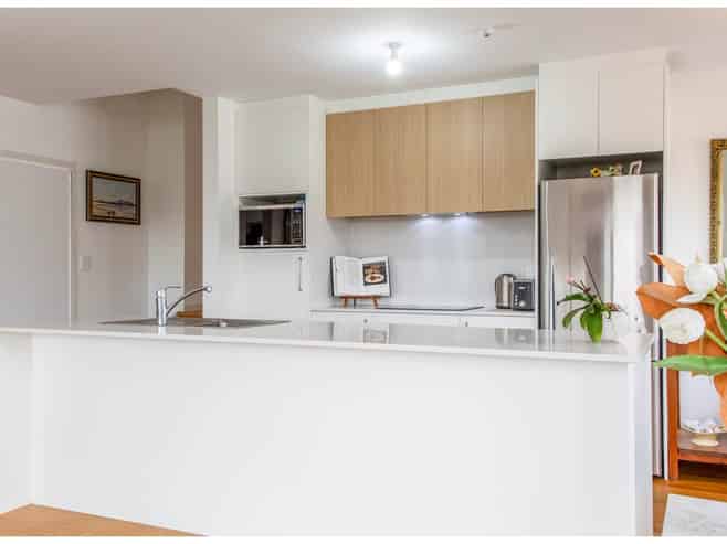 16/270  Onewa Road, Birkenhead