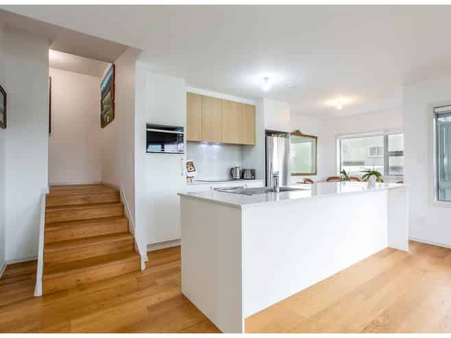 16/270  Onewa Road, Birkenhead