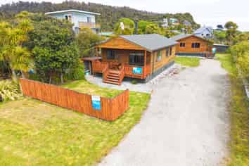 4 Russell Street, Okarito