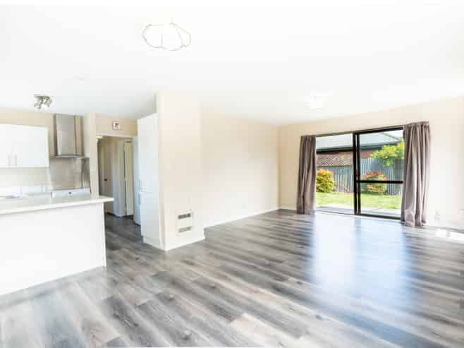 2/232 Harewood Road, Bishopdale