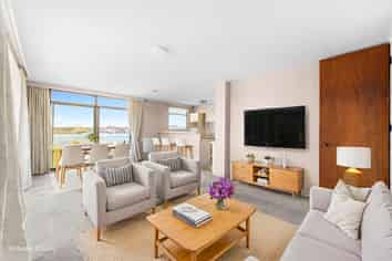 8/25 Stanley Point Road, Devonport