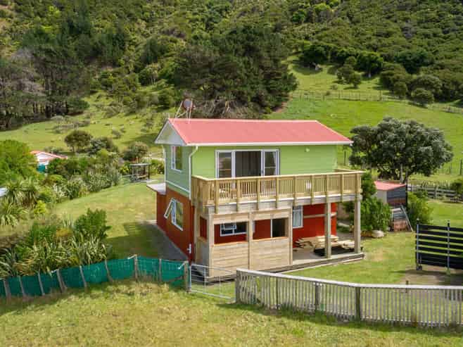 451 Tora Farm Settlement Road, Tora