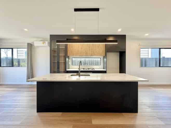 169 Te Taruna Drive, Milldale