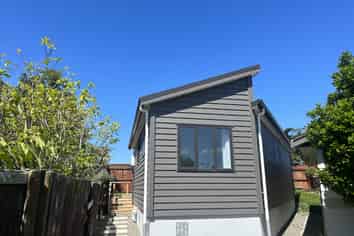 b/27 Chadwick Place, Highbury