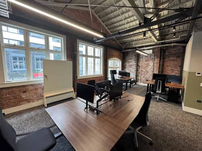 8 Desk serviced office | Boutique