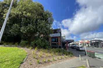 Dominion Road Stunner