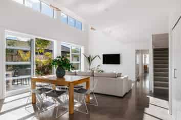 117 The Coast Boulevard , Papamoa