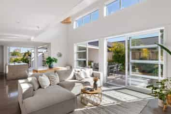 117 The Coast Boulevard , Papamoa