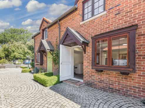 33/24 Quiet Woman Way, Monaco