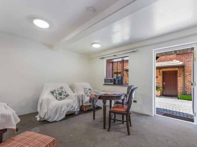 33/24 Quiet Woman Way, Monaco