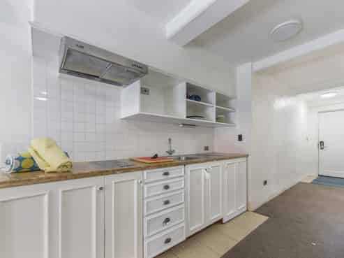 33/24 Quiet Woman Way, Monaco