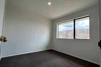 6 Cinnamon Road, Mangere