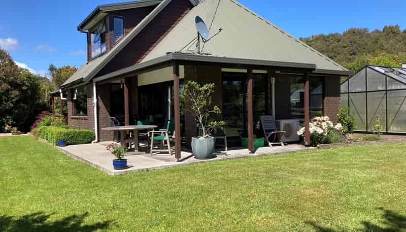 1 and 3 Back Creek Road, Hokitika