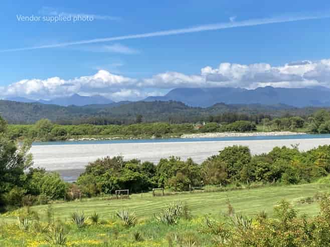 1 and 3 Back Creek Road, Hokitika