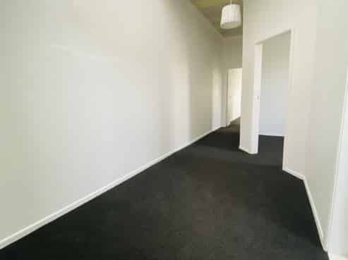 4/510 Adelaide Rd, Berhampore