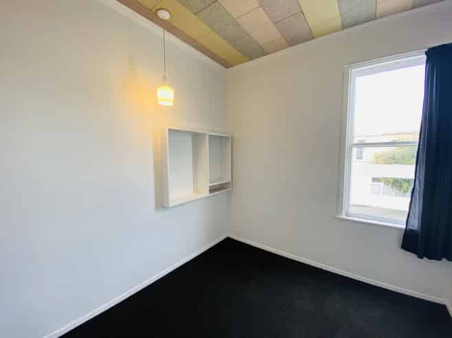 4/510 Adelaide Rd, Berhampore