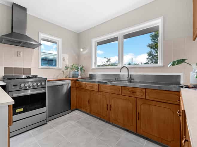 32 Boundary Road, Blockhouse Bay