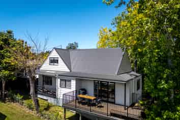 58B Aeroview Drive, Beach Haven