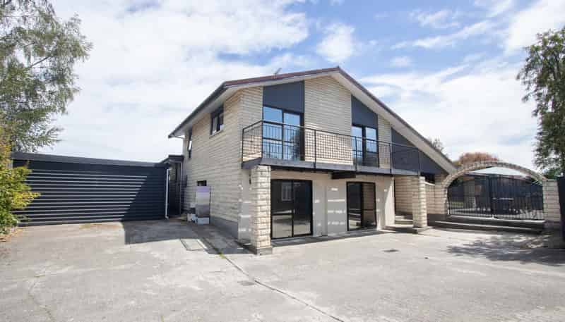 79 Trevors Road, Hampstead