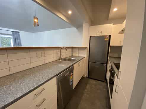 12A Lawson Place, Mount Victoria