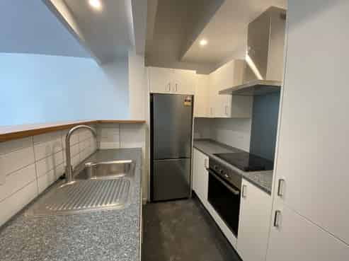 12A Lawson Place, Mount Victoria