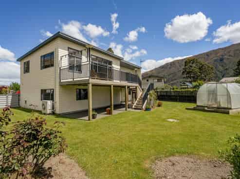 17 Kent Street, Kingston