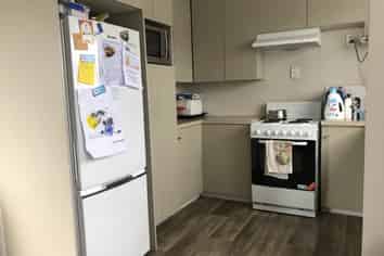 2/45 Templeton Place, Clendon Park