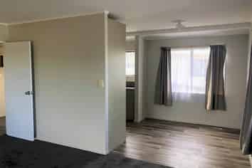 2/45 Templeton Place, Clendon Park