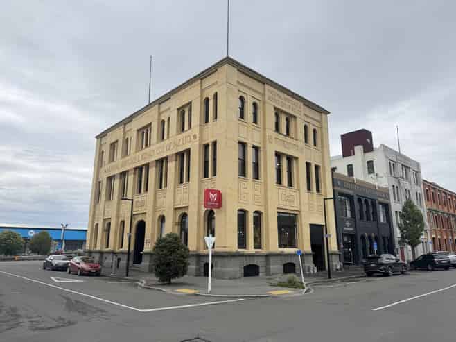 Awesome Character Office Suite - For Lease