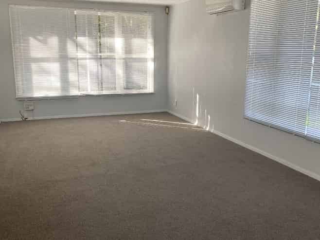 65 Winstone Avenue, Chartwell