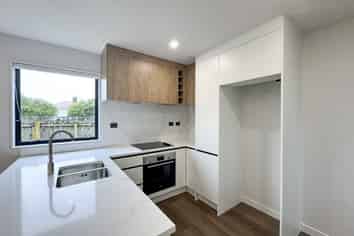 3/20 Luke Street, Otahuhu