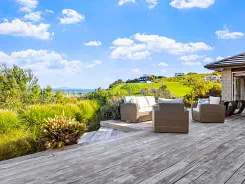 21 Laguna Place, Matakatia