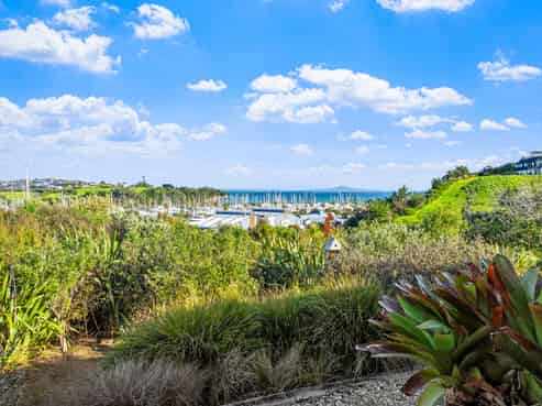 21 Laguna Place, Matakatia