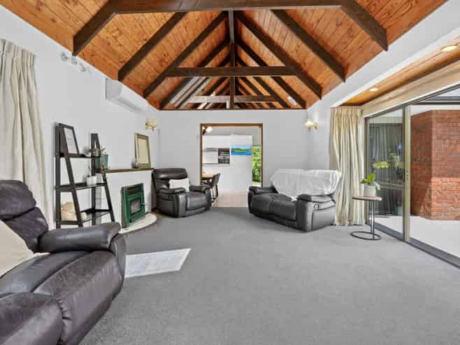 28 Tuhangi Street, Kamo