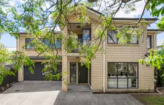 81 Owairaka Avenue, Mount Albert